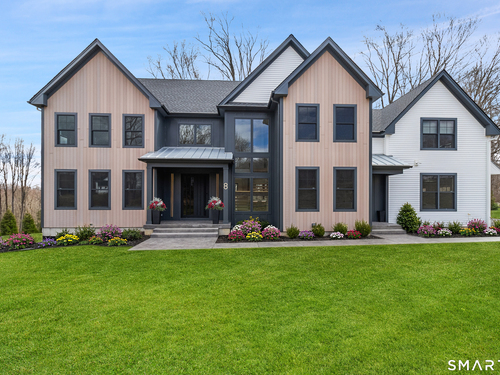  single family home for sale located at 8 Holly Lane, Newtown, CT 06482