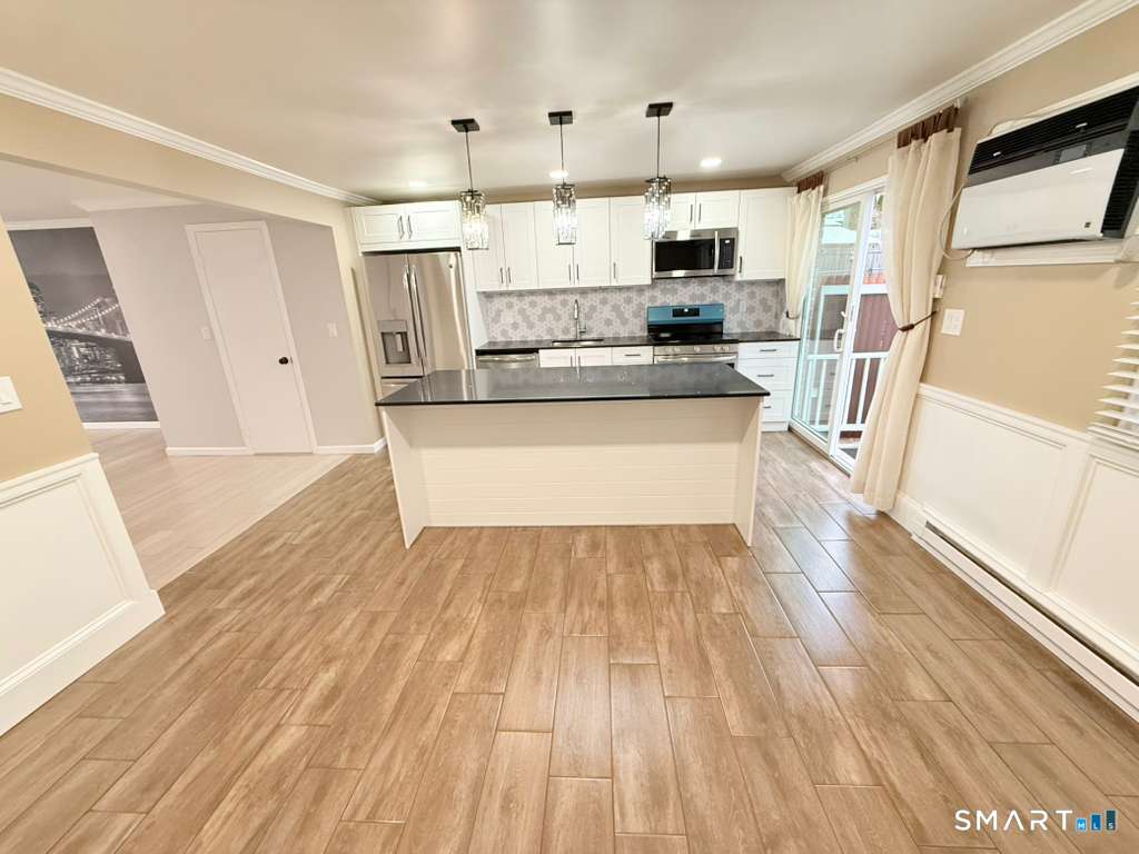 8 Avon Lane, Stamford, CT 06907 | For Sale at $590,000