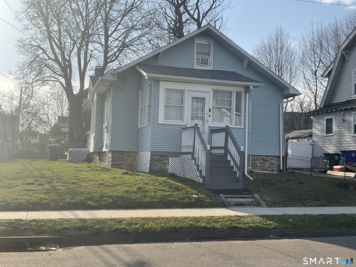  single family home for sale located at 59 Oakland Street, Stratford, CT 06615