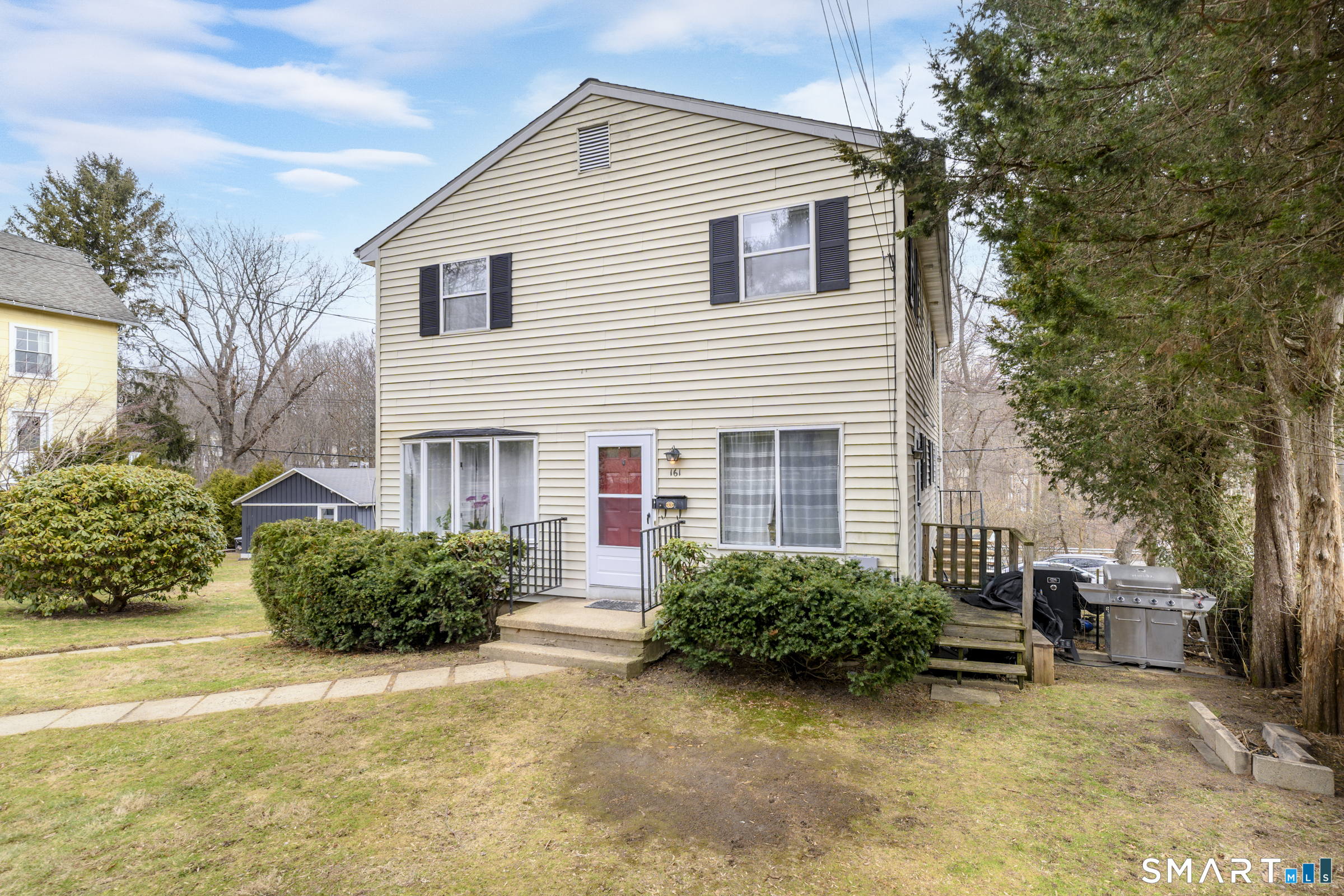 55 New Norwalk Road, New Canaan, CT 06840 | For Sale at $1,250,000