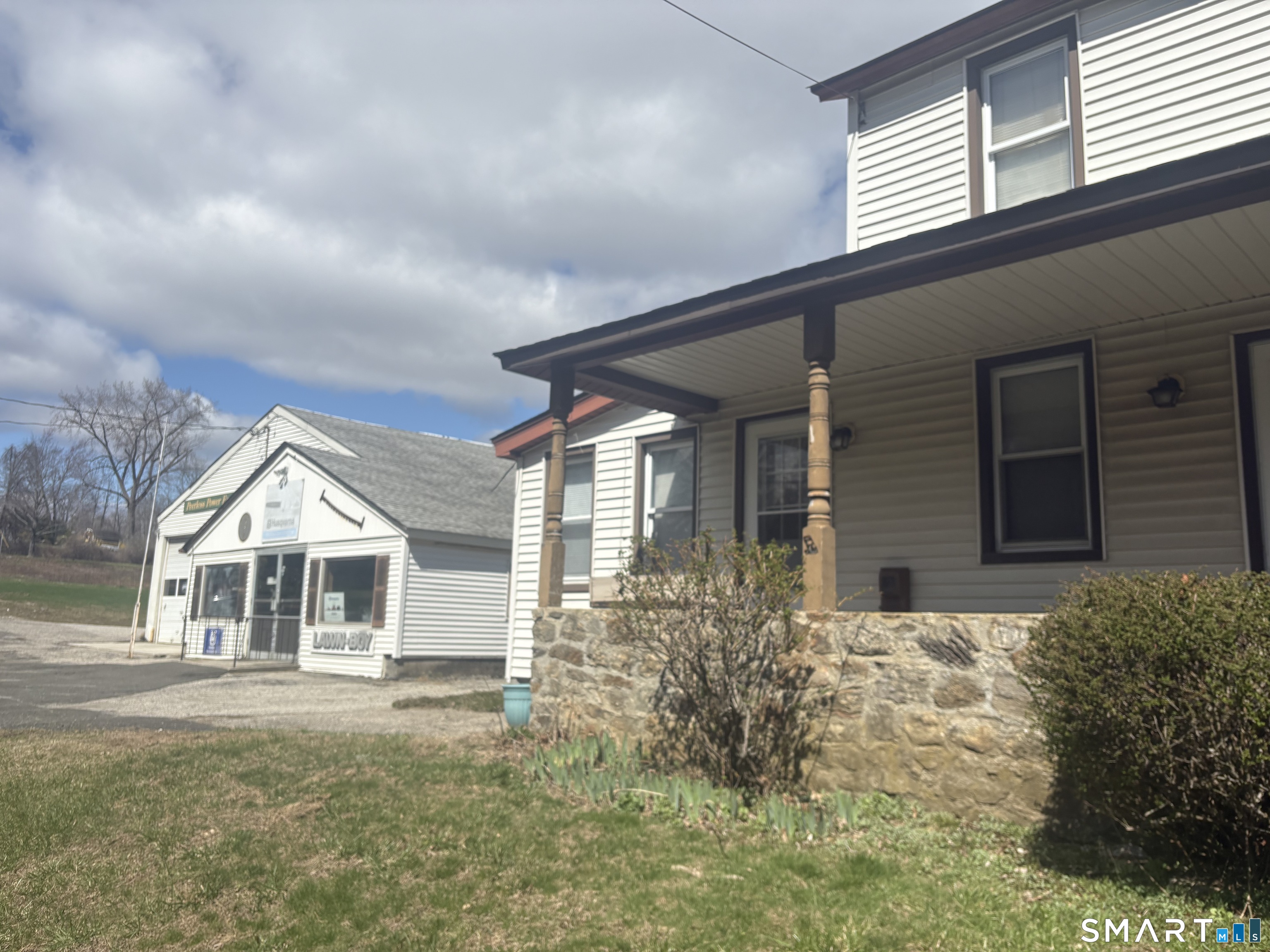 52 Gillotti Road, New Fairfield, CT 06812 | For Sale at $989,000