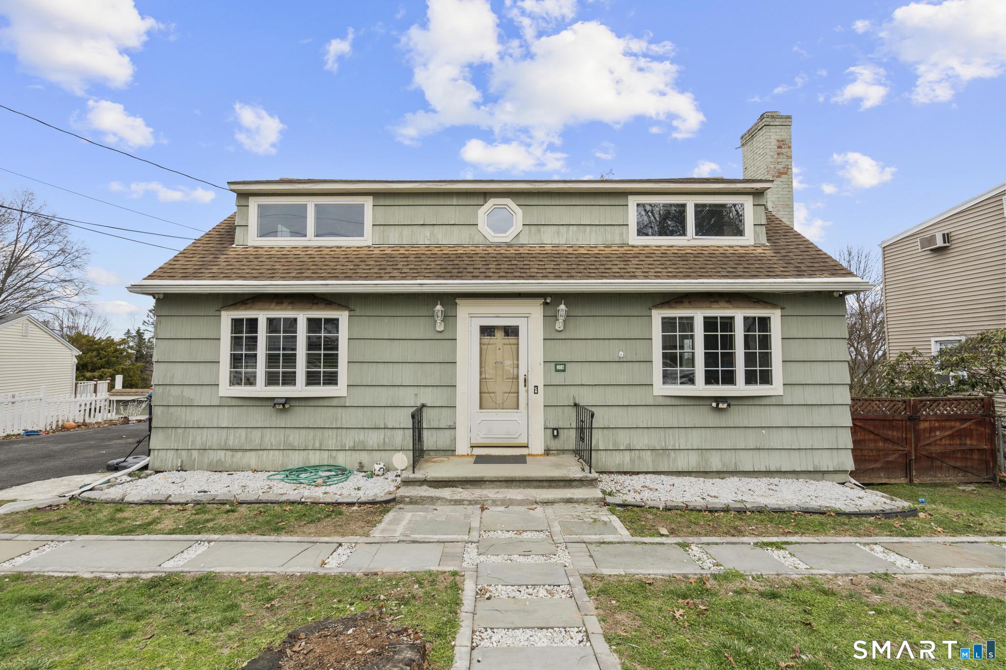 104 Oakdale Street, Bridgeport, CT 06606 | For Sale at $508,900