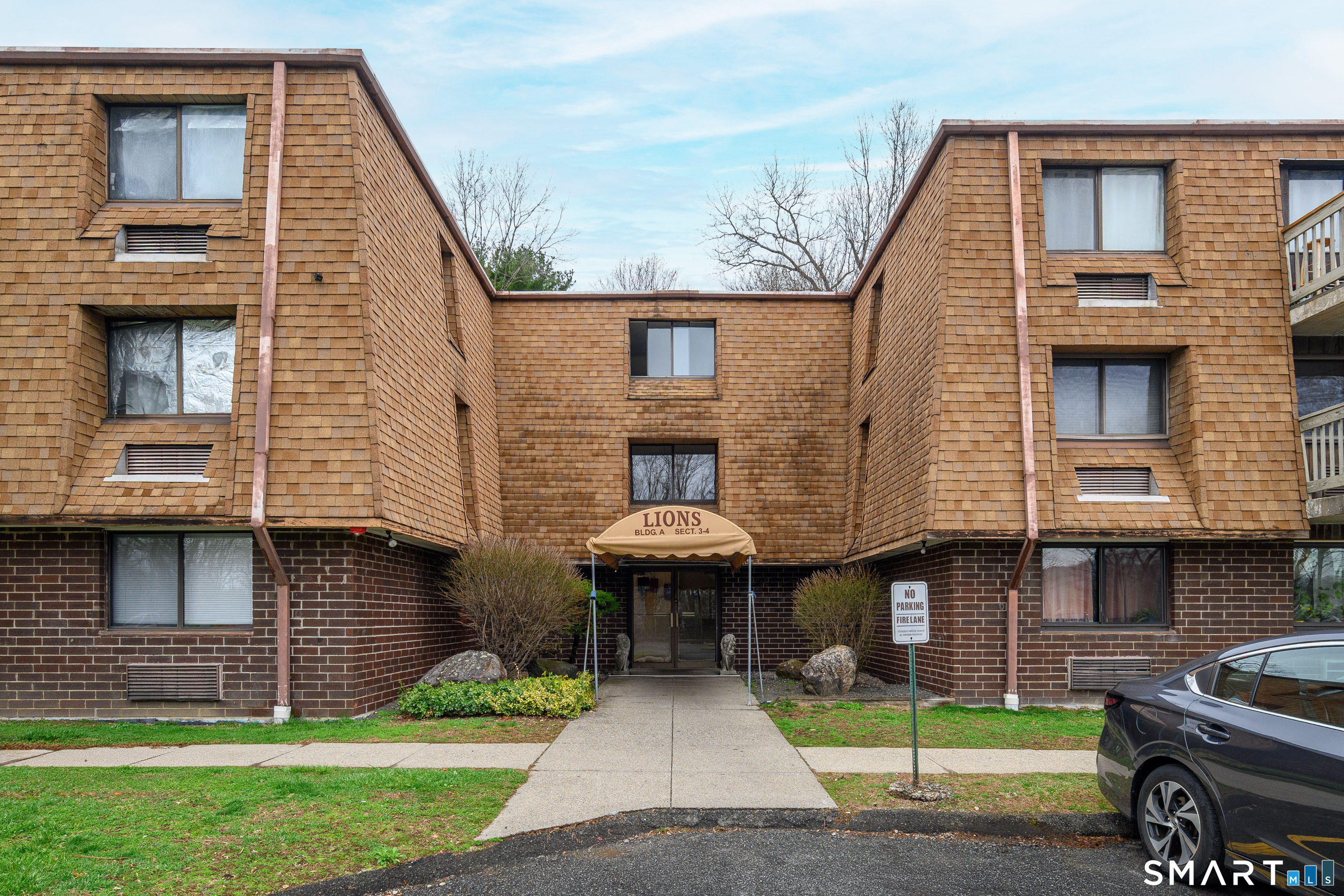 126 Triangle Street, a32, Danbury, CT 06810 | For Sale at $189,000