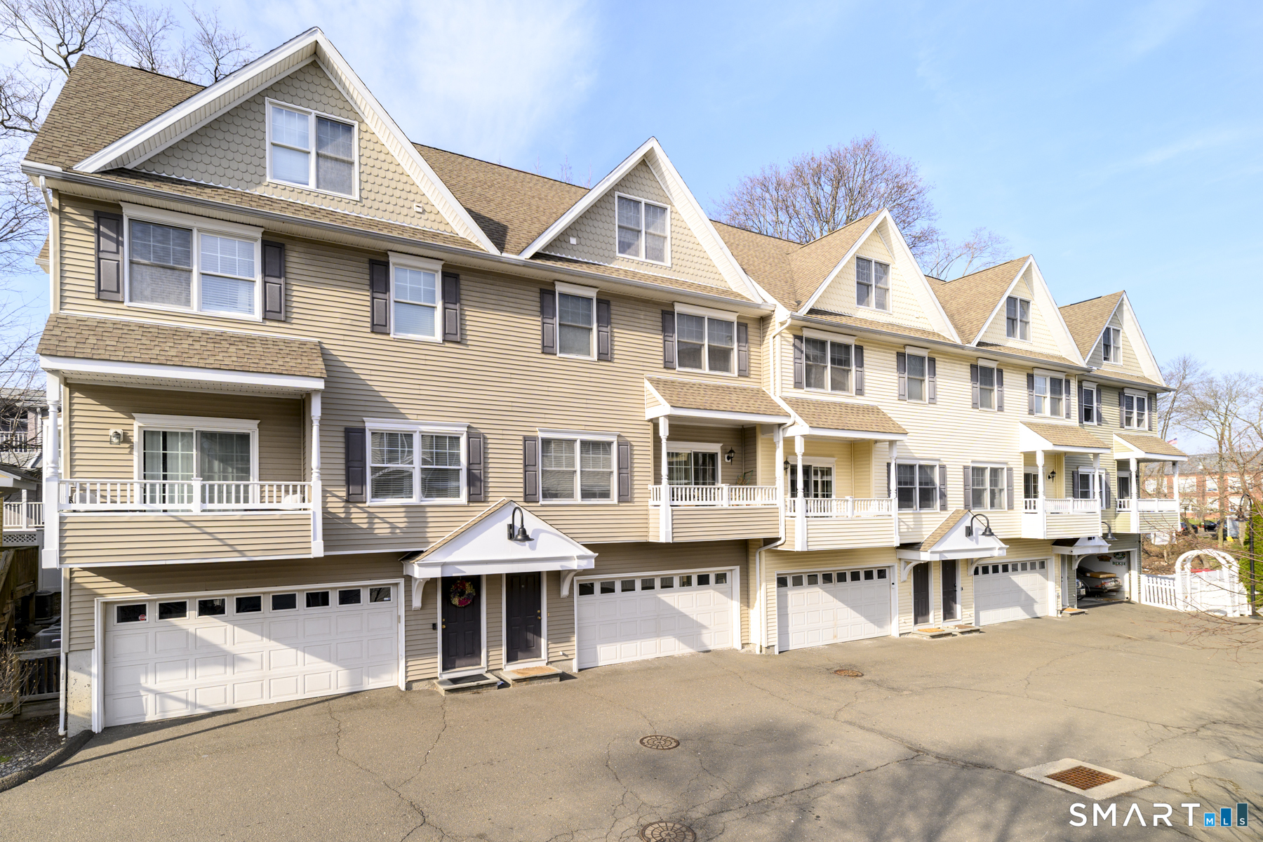 130 Main Street, e4, Norwalk, CT 06851 | For Sale at $575,000