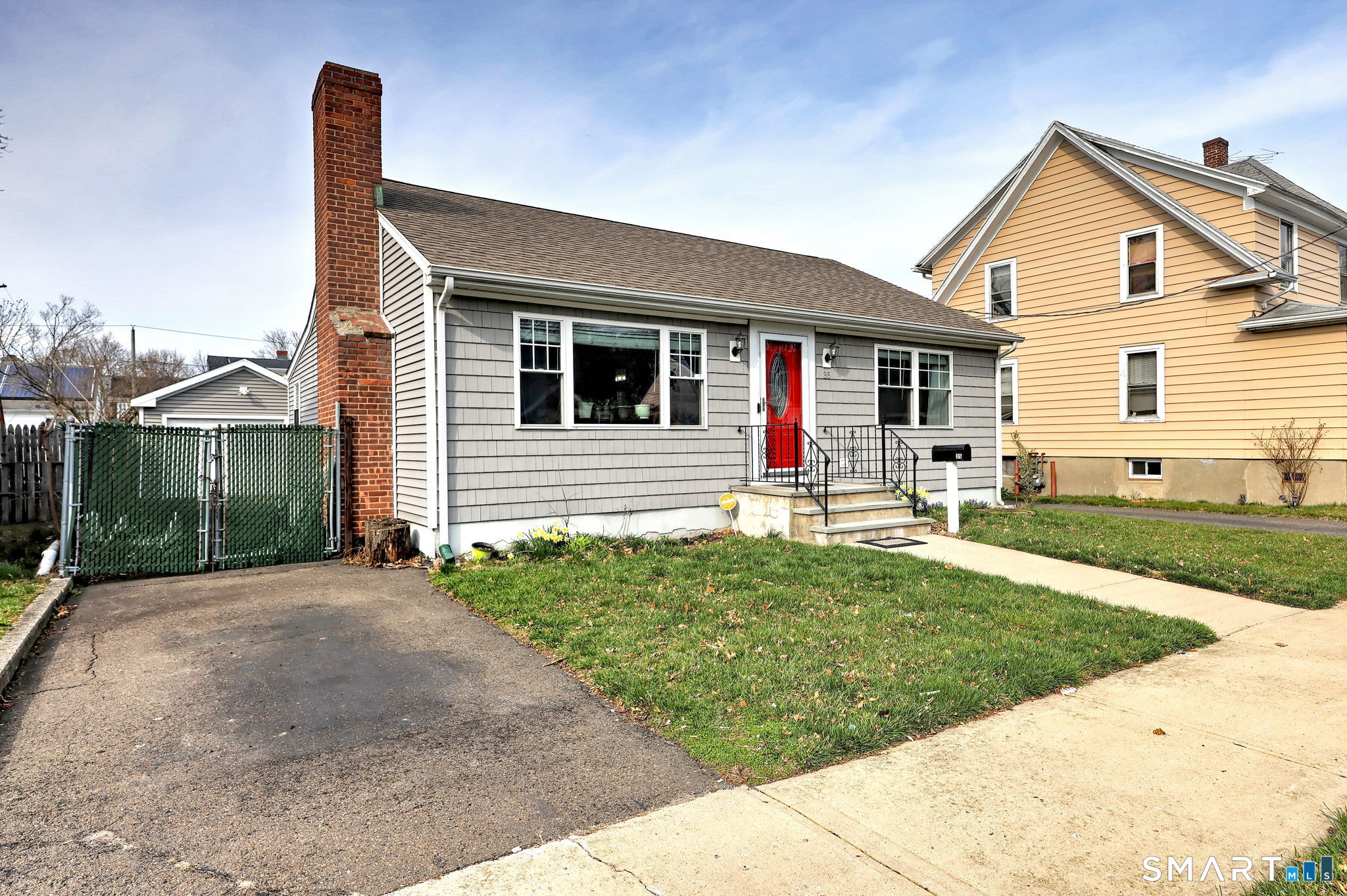 35 Nelson Terrace, Bridgeport, CT 06610 | For Sale at $399,900