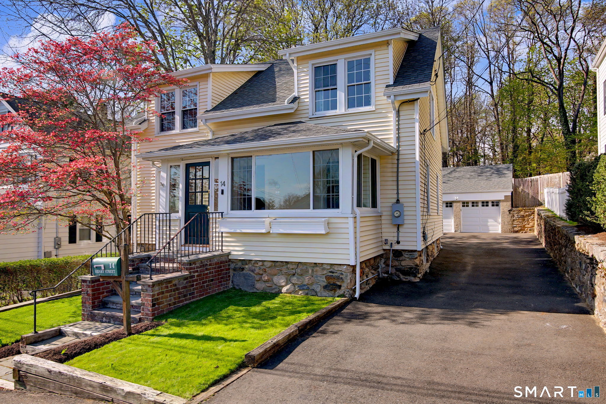 14 Henry Street, Darien, CT 06820 | For Sale at $1,199,000