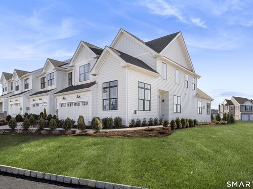 New construction townhouse condo for sale located at 8 Elmwood Court, homesite #19, Brookfield, CT 06804