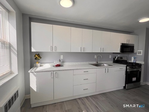  co-op home for sale located at 54 W. North Street, 305, Stamford, CT 06902