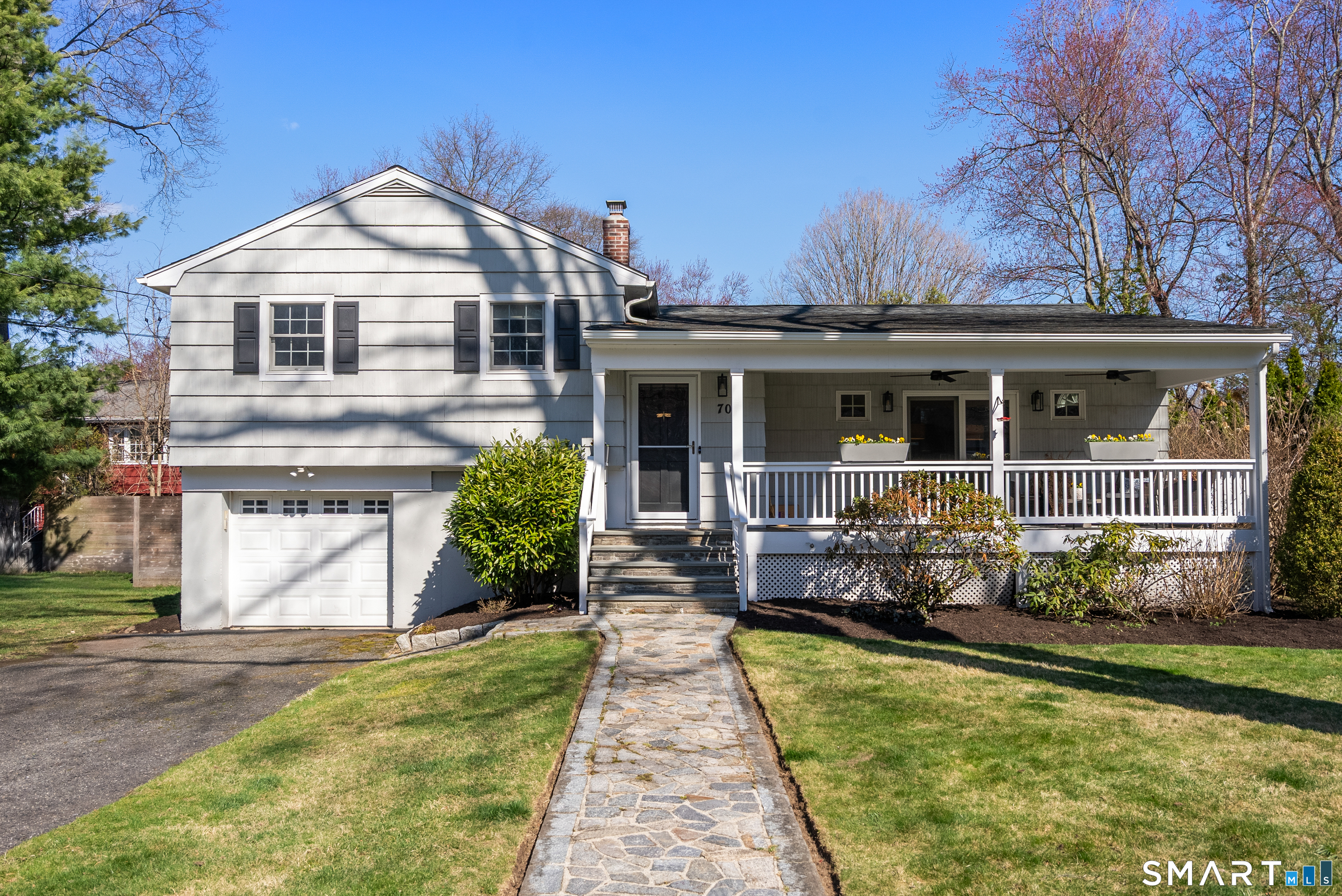 70 Allen Road, Fairfield, CT 06824 | For Sale at $819,000