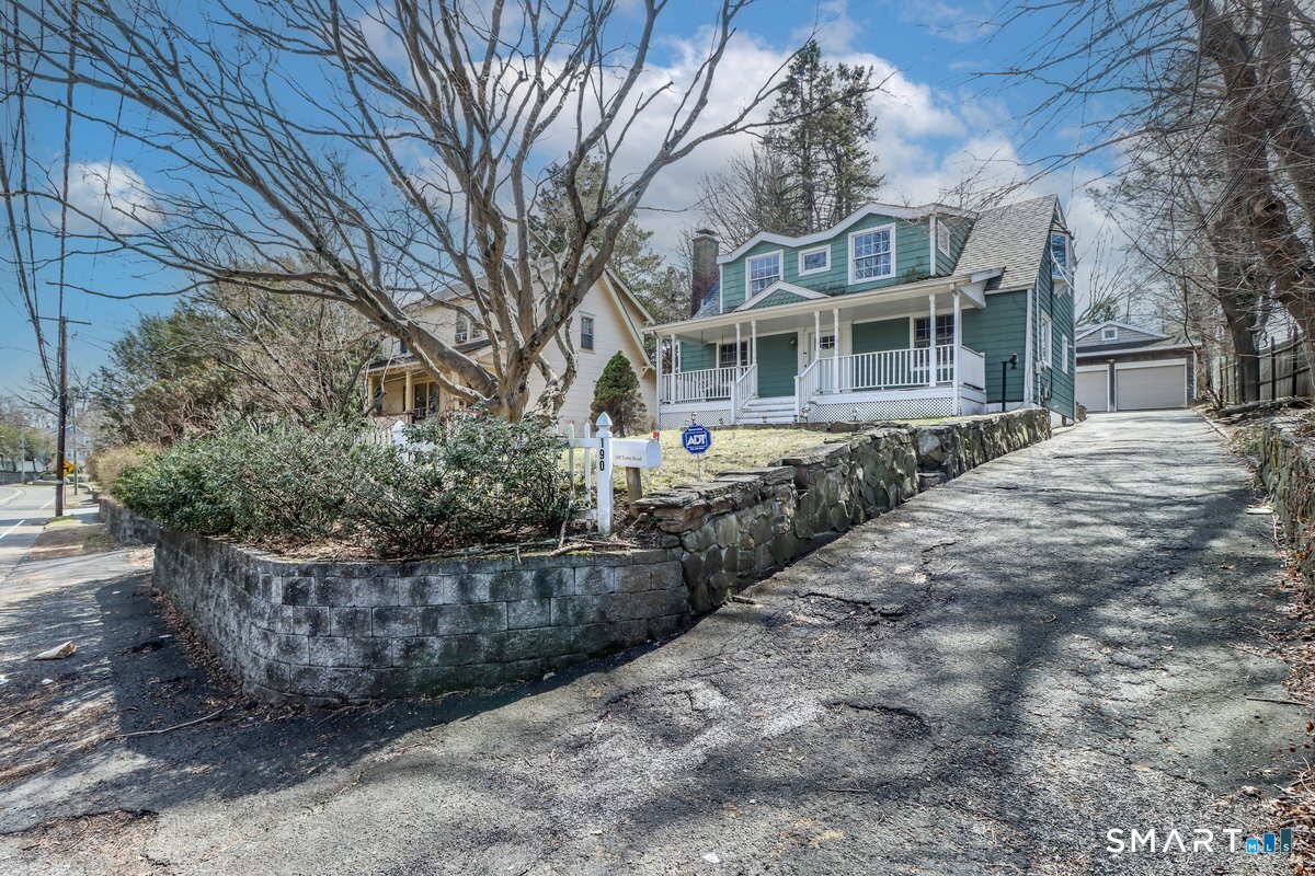 190 Toms Road, Stamford, CT 06906 | For Sale at $750,000