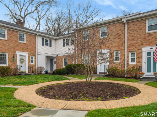  townhouse condo for sale located at 111 Heritage Hill Road, 111, New Canaan, CT 06840