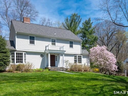  single family home for sale located at 10 Queens Lane, Darien, CT 06820