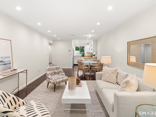 condo home for sale located at 32 Rowayton Woods Drive, 32, Norwalk, CT 06854