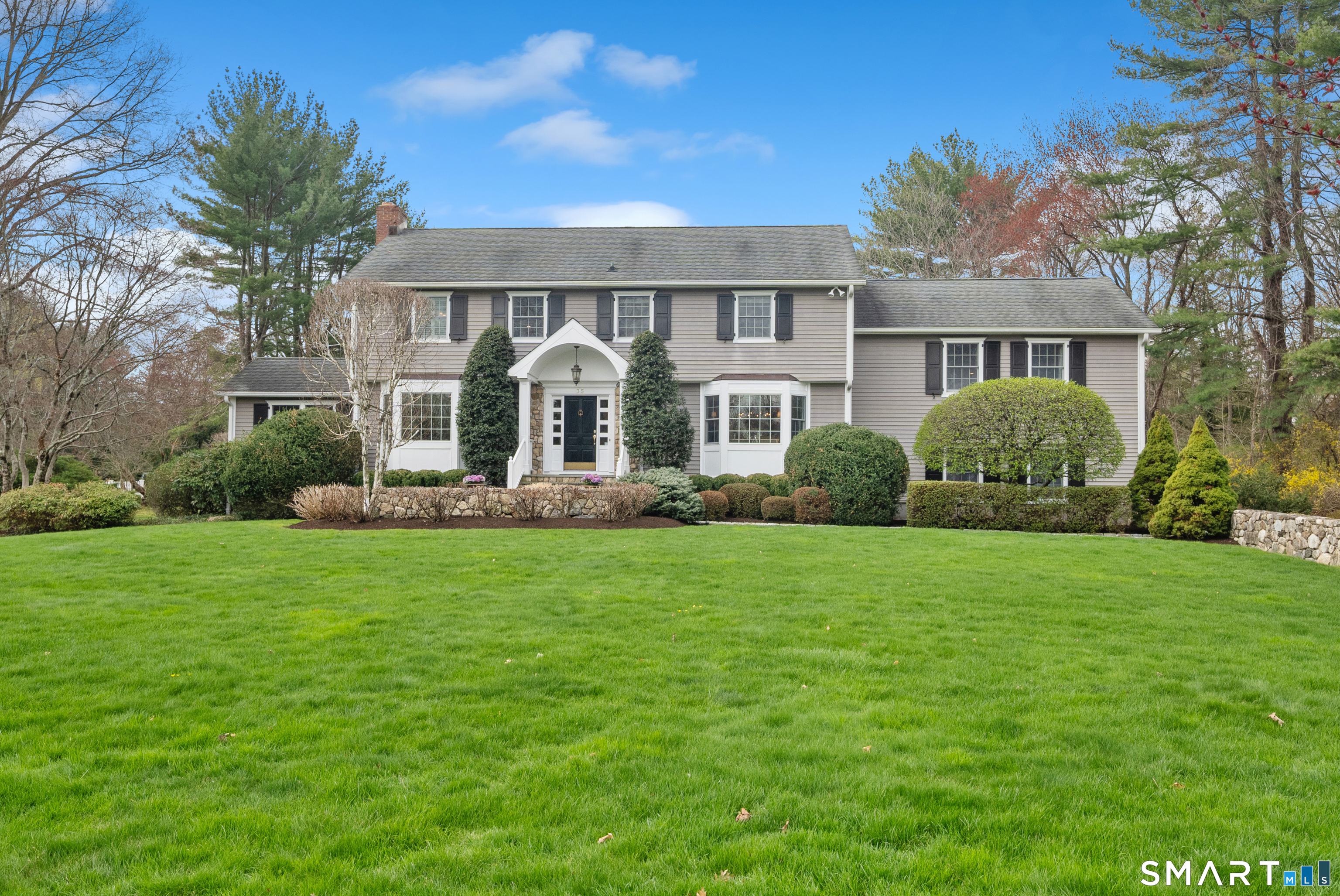 35 Danvers Lane, New Canaan, CT 06840 | For Sale at $3,100,000