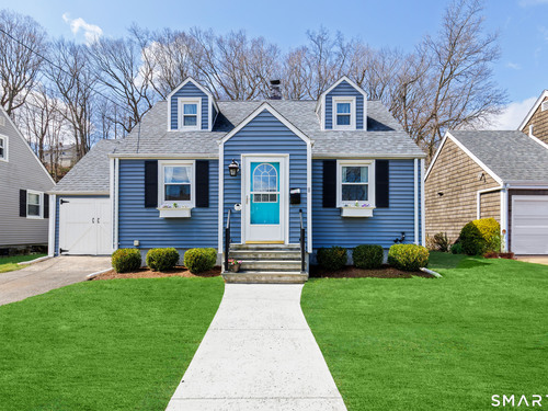  single family home for sale located at 8 Bartlett Manor, Norwalk, CT 06850