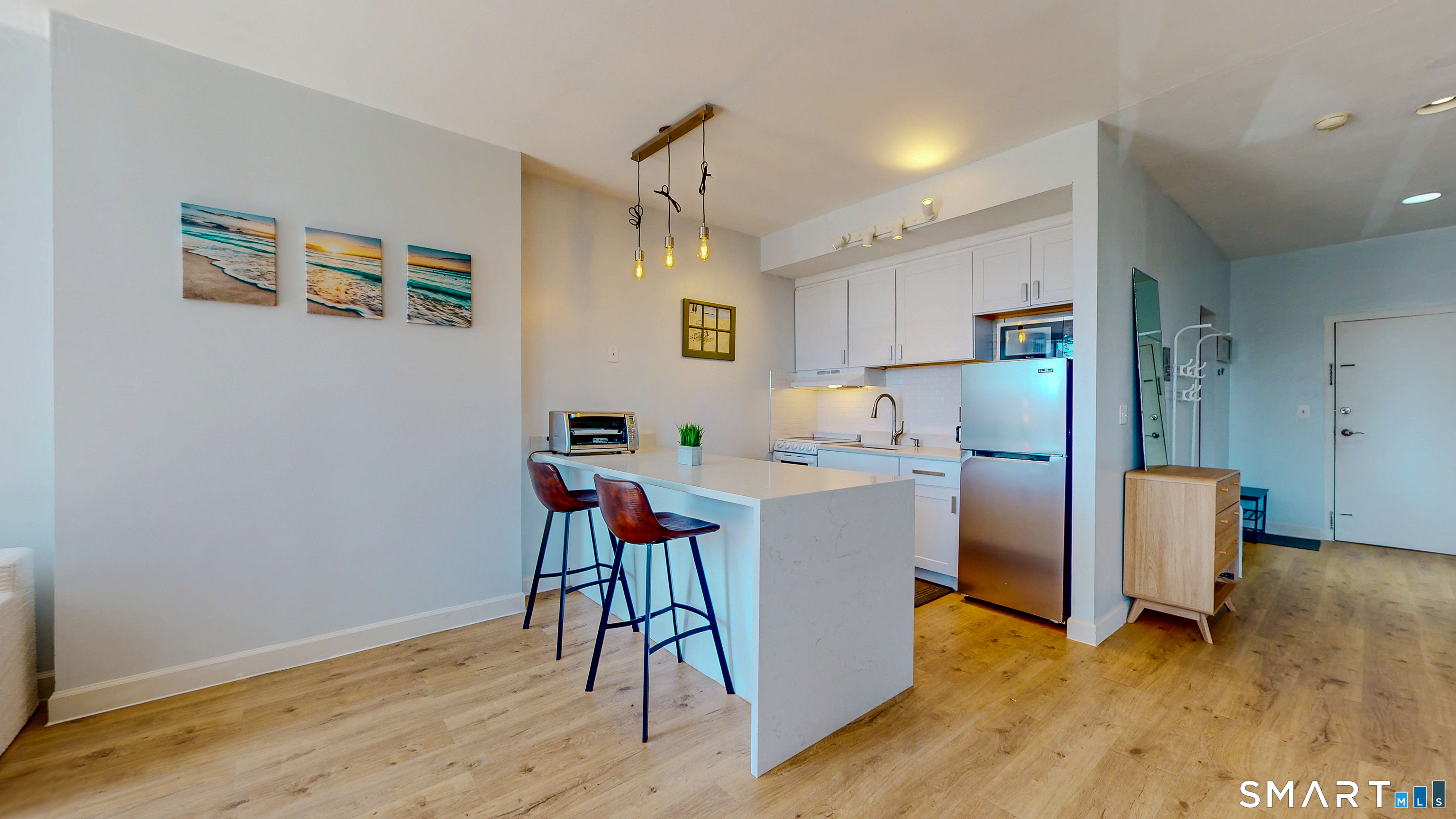 94 Washington Street, 9, Norwalk, CT 06854 | For Sale at $275,000