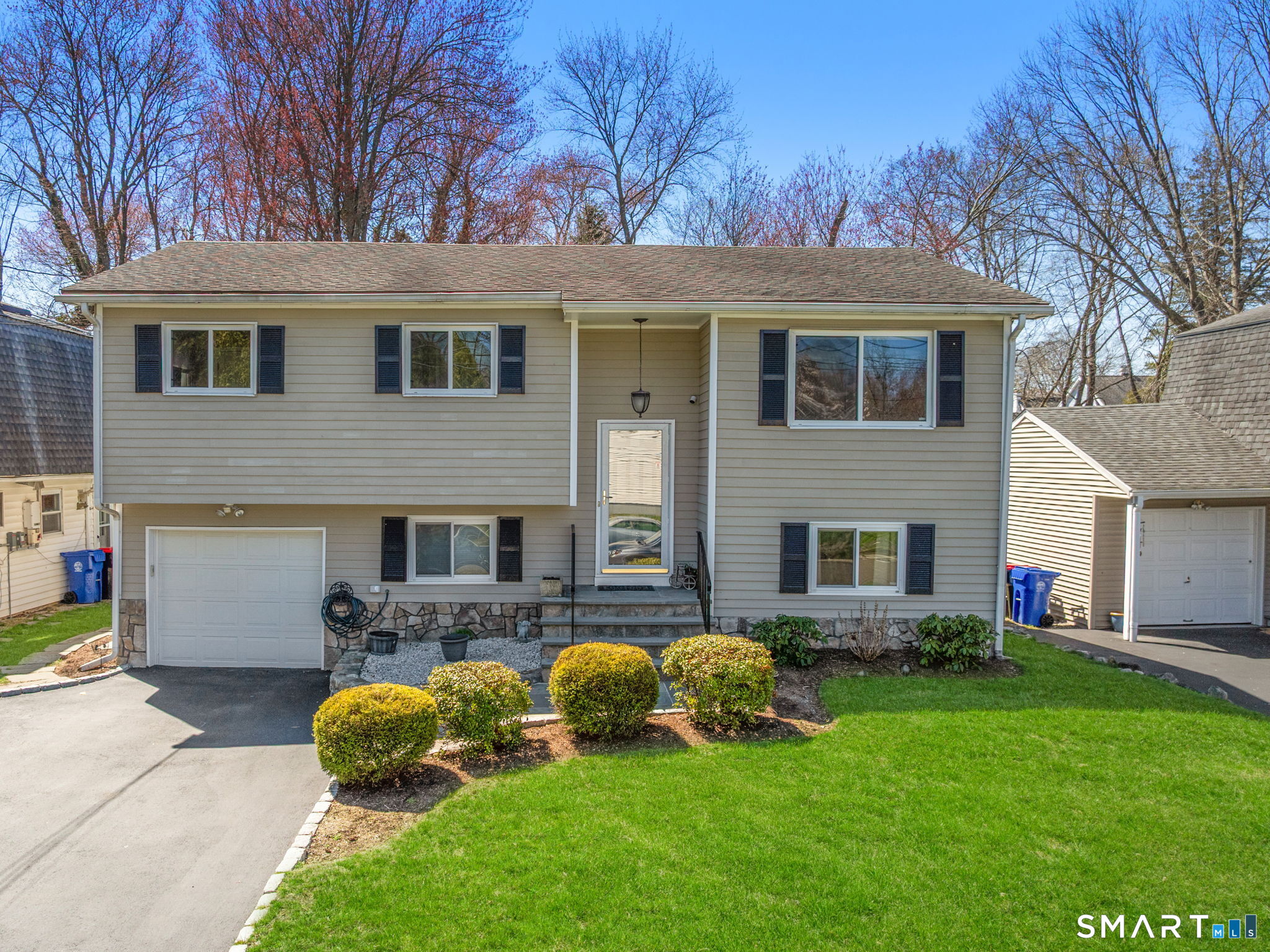 27 Fairweather Drive, Norwalk, CT 06851 | For Sale at $625,000