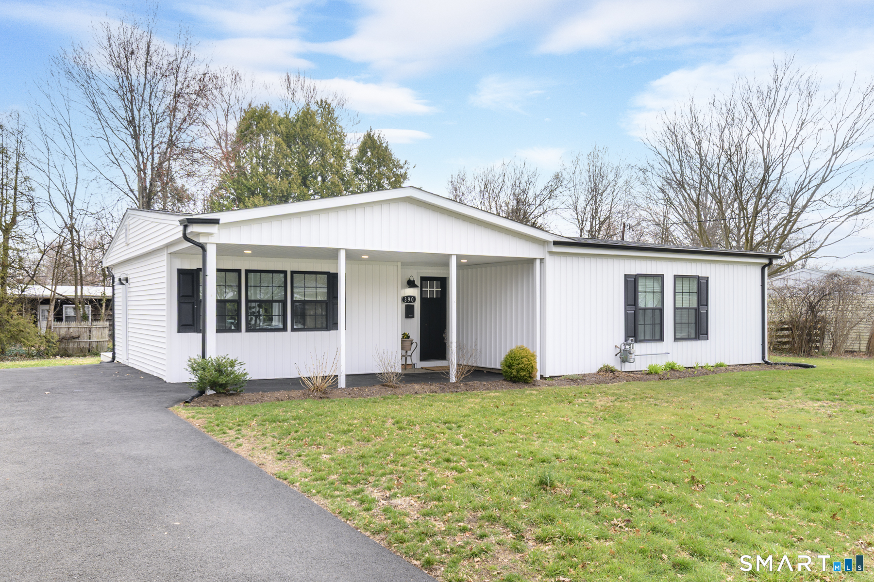 390 Albert Avenue, Stratford, CT 06614 | For Sale at $420,000