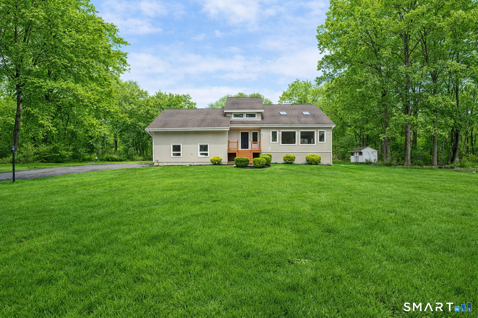 6 Daniels Drive, Danbury, CT 06811 | For Sale at $850,000