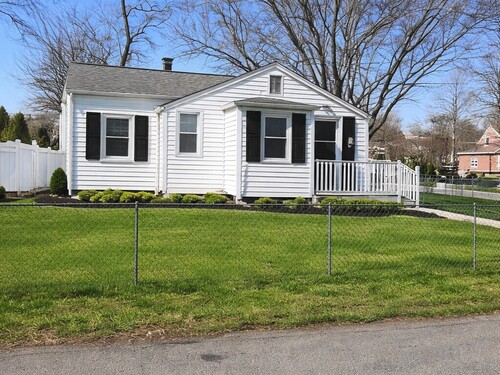  single family home for sale located at 306 Saunders Avenue, Bridgeport, CT 06606