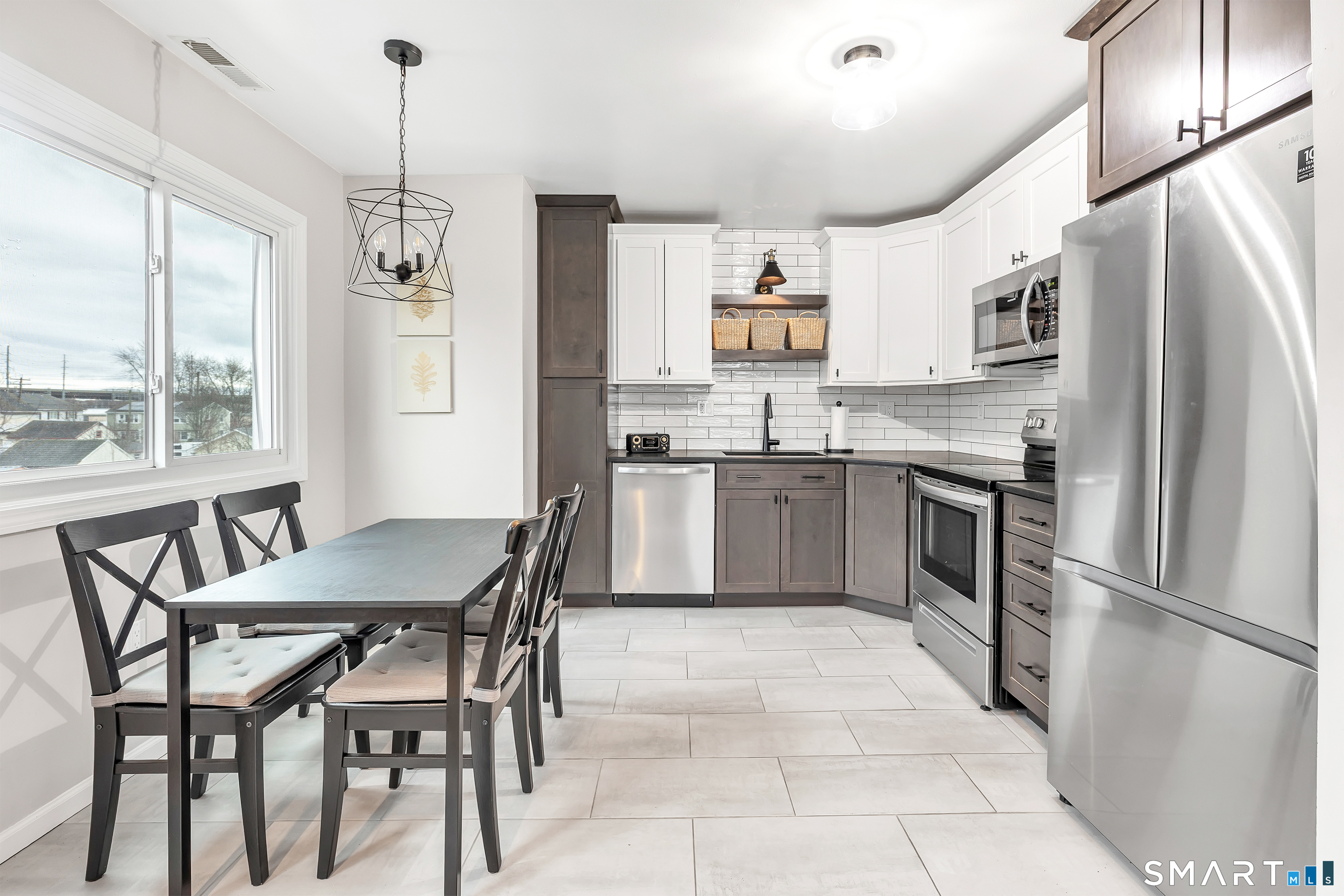 510 East Main Street, 228, Stratford, CT 06614 | For Sale at $335,000