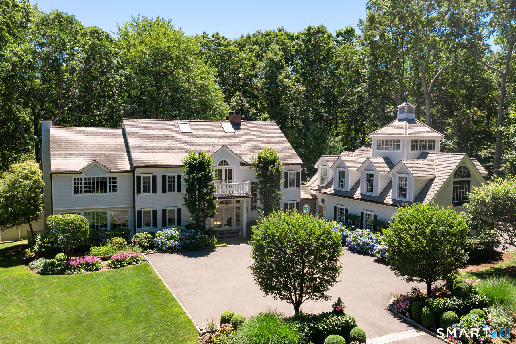 34 Laurel Lake West, Weston, CT 06883 | For Sale at $2,973,000
