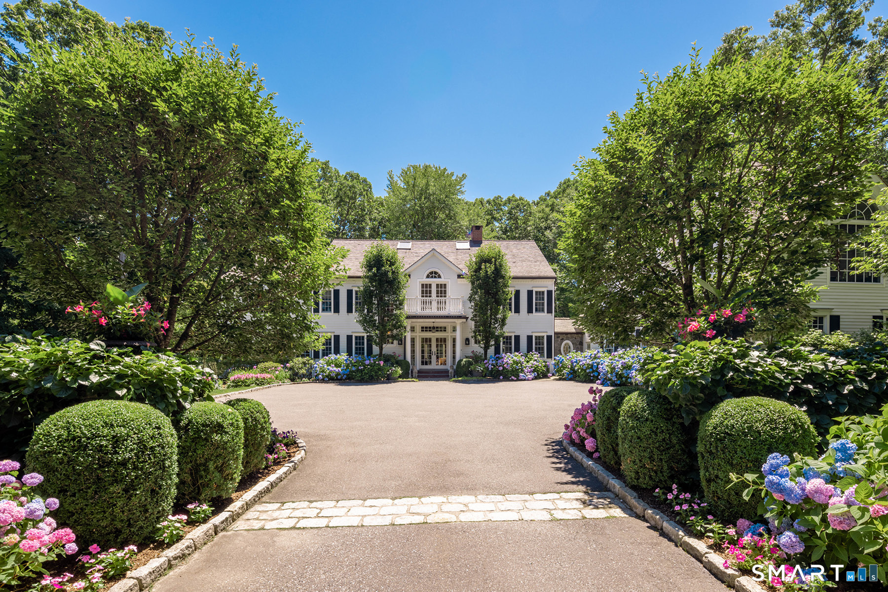 34 Laurel Lake West, Weston, CT 06883 | For Sale at $3,295,000