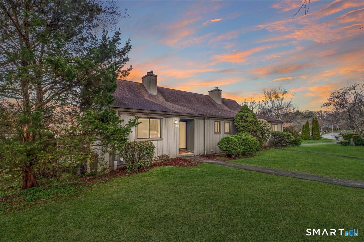 402 Montauk Lane, b, Stratford, CT 06614 | For Sale at $515,000
