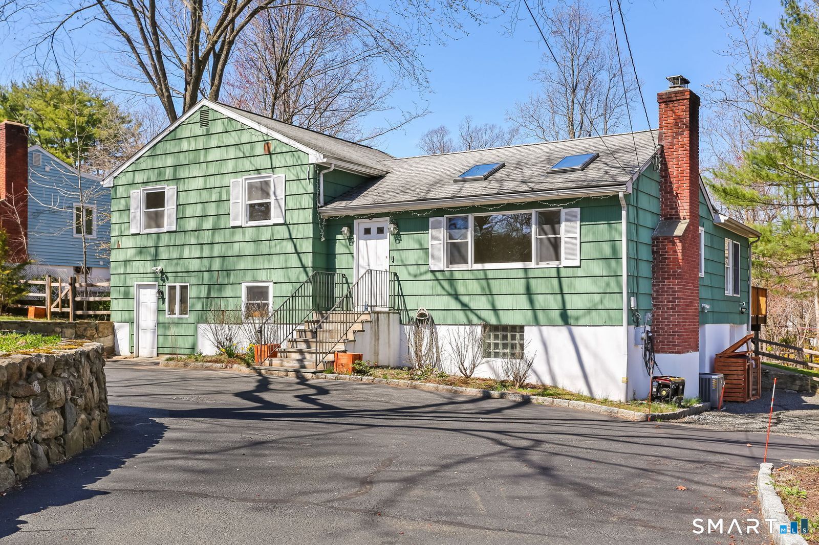 140 Ponus Avenue, Norwalk, CT 06850 | For Sale at $719,000