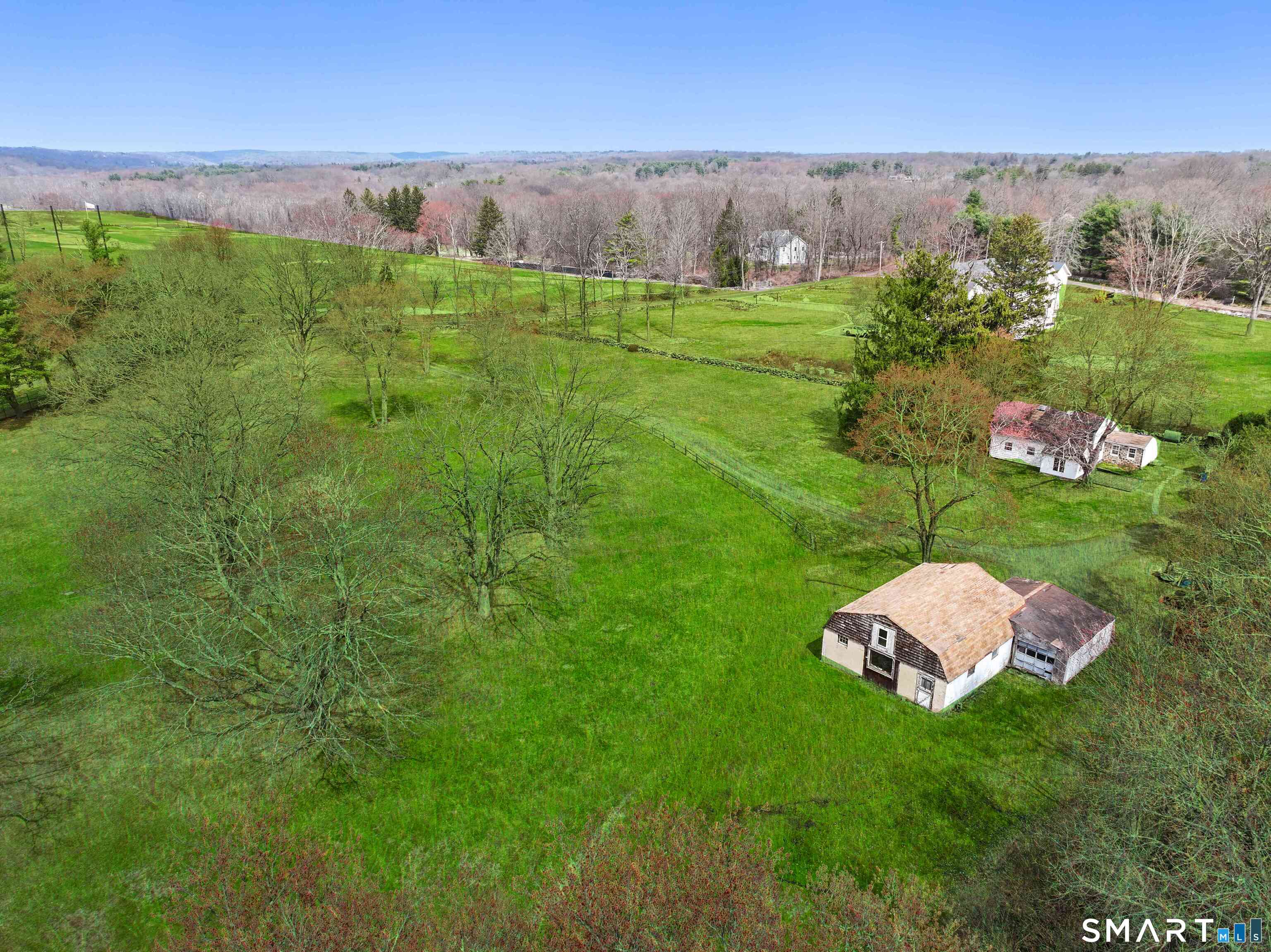 60 Locust Road, Greenwich, CT 06831 | For Sale at $2,999,000