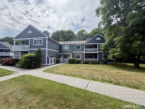  condo home for sale located at 210 Windgate Circle, a, Monroe, CT 06468