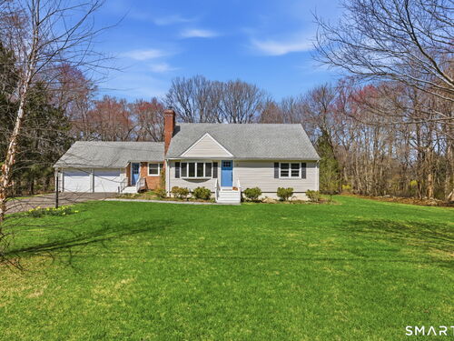  single family home for sale located at 6 Fieldstone Drive, Newtown, CT 06470