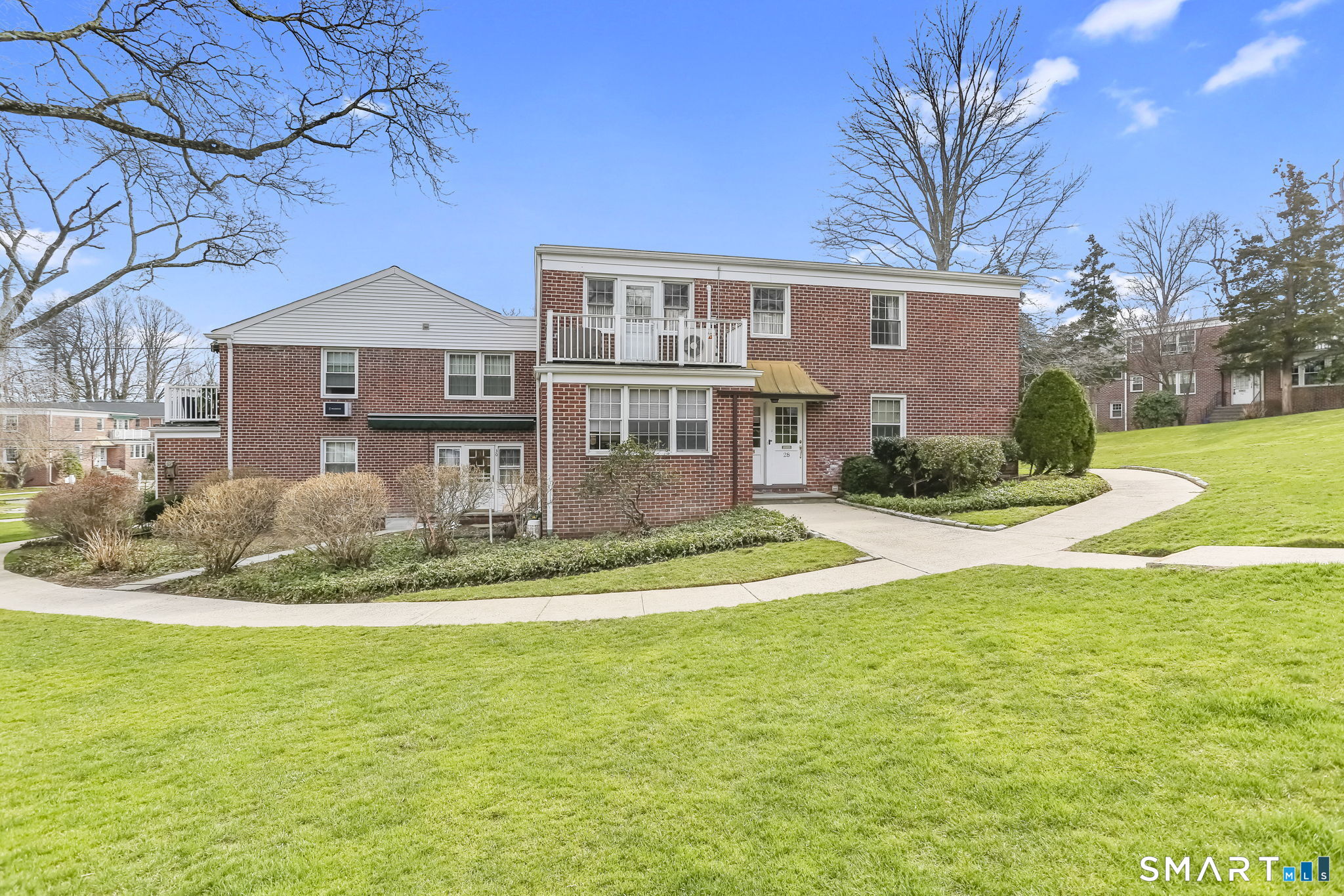 28 Putnam Park, Greenwich, CT 06830 | For Sale at $895,000