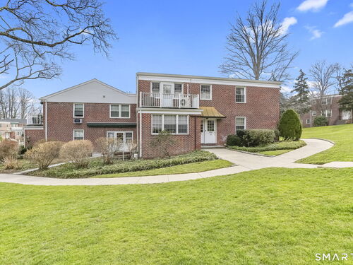  co-op home for sale located at 28 Putnam Park, Greenwich, CT 06830