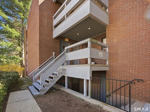  townhouse condo for sale located at 94 Wilton Crest, 94, Wilton, CT 06897