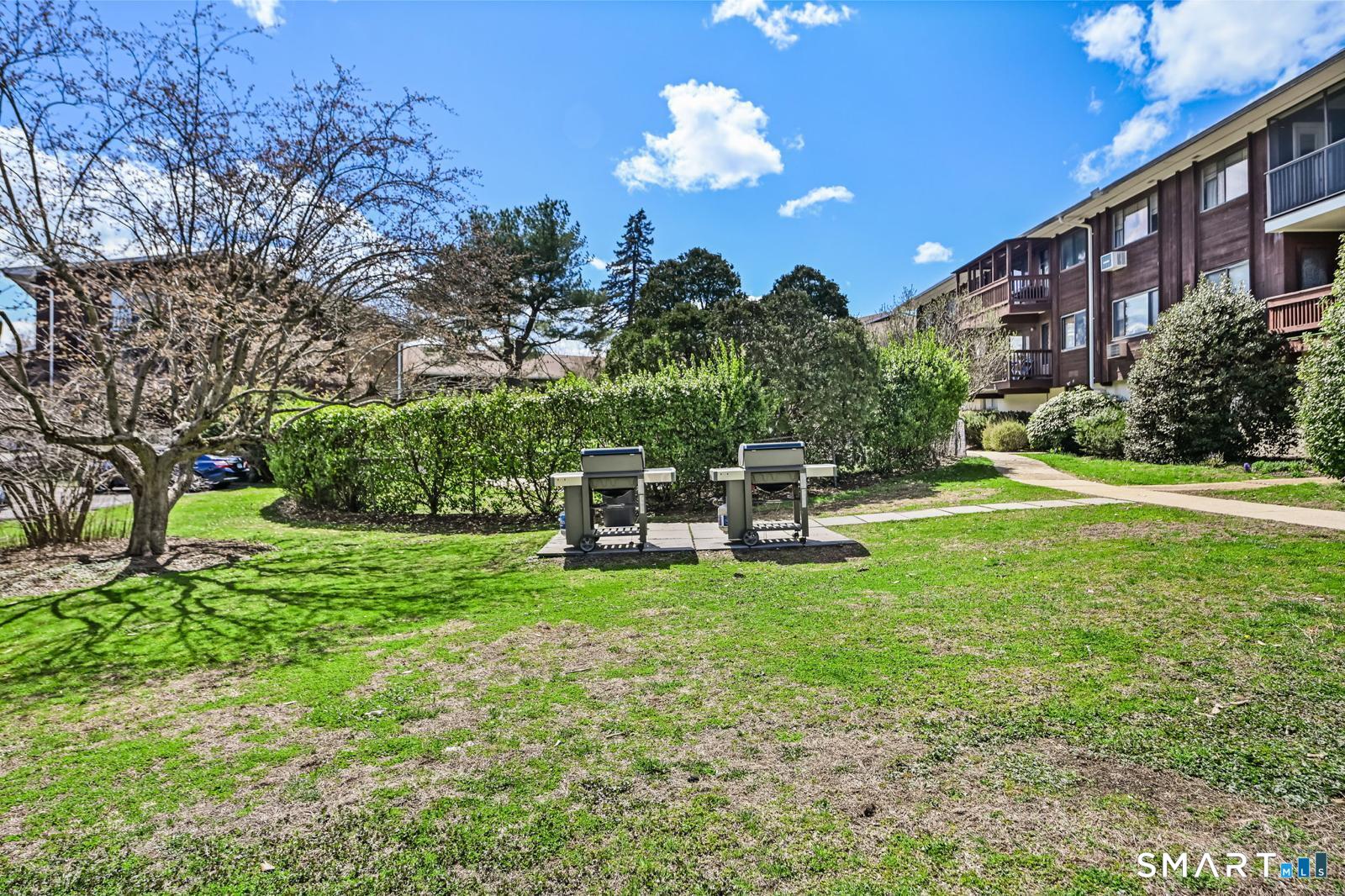 154 Cold Spring Road, 5, Stamford, CT 06905 | For Sale at $430,000