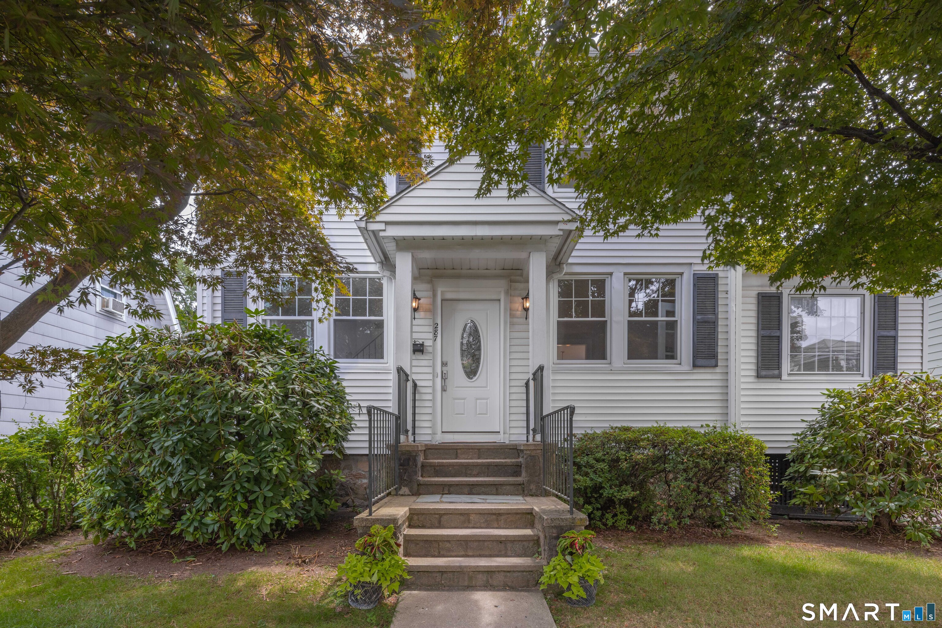 287 Glenbrook Road, Stamford, CT 06906 | For Sale at $799,000