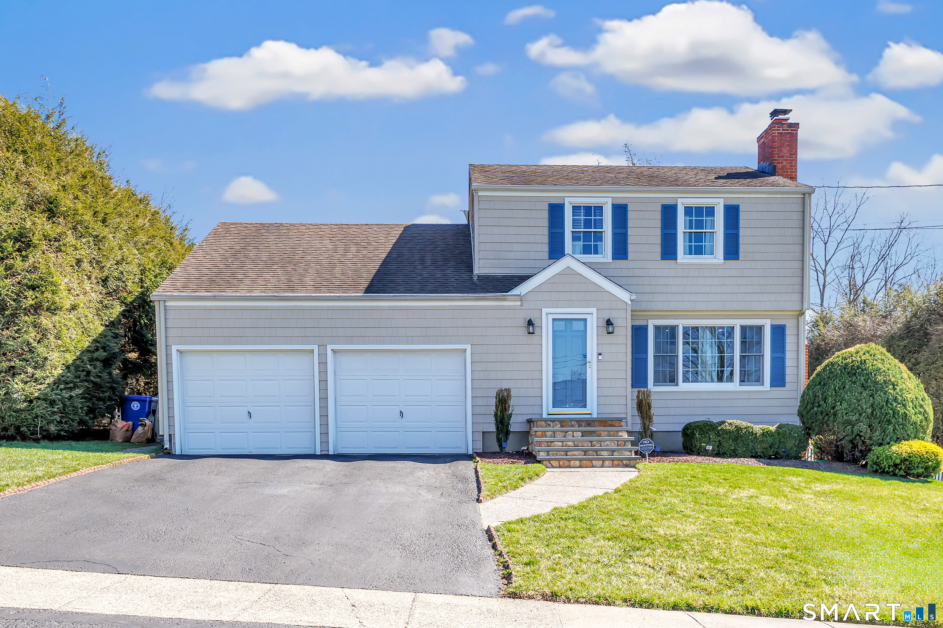 155 Blueberry Lane, Stratford, CT 06614 | For Sale at $560,000