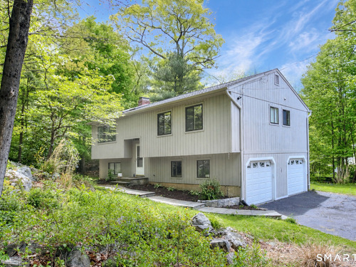  single family home for sale located at 518 Bennetts Farm Road, Ridgefield, CT 06877