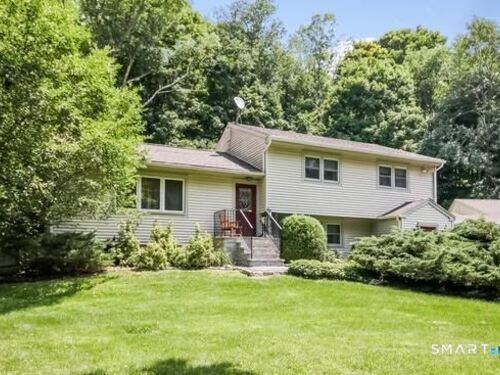  single family home for sale located at 16 Sherwood Road, Ridgefield, CT 06877