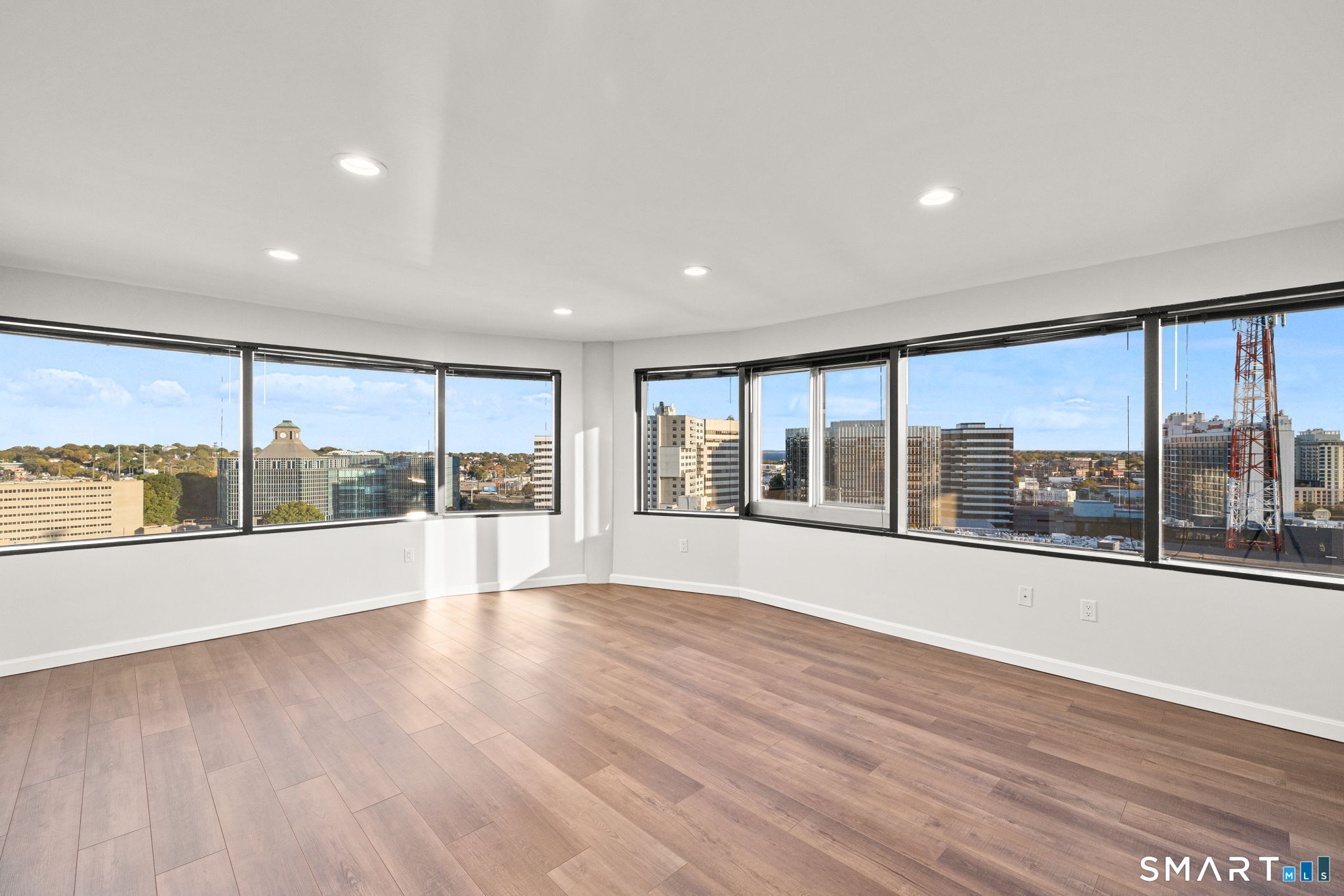 127 Greyrock Place, 1712, Stamford, CT 06901 | For Sale at $549,000