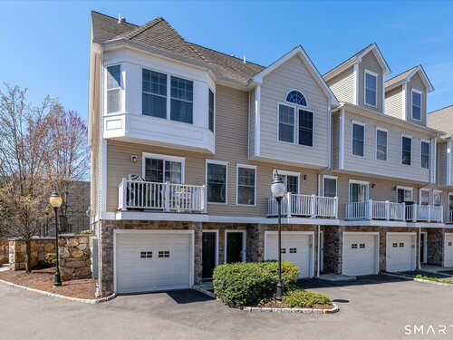  townhouse condo for sale located at 85 Camp Avenue, 6i, Stamford, CT 06907