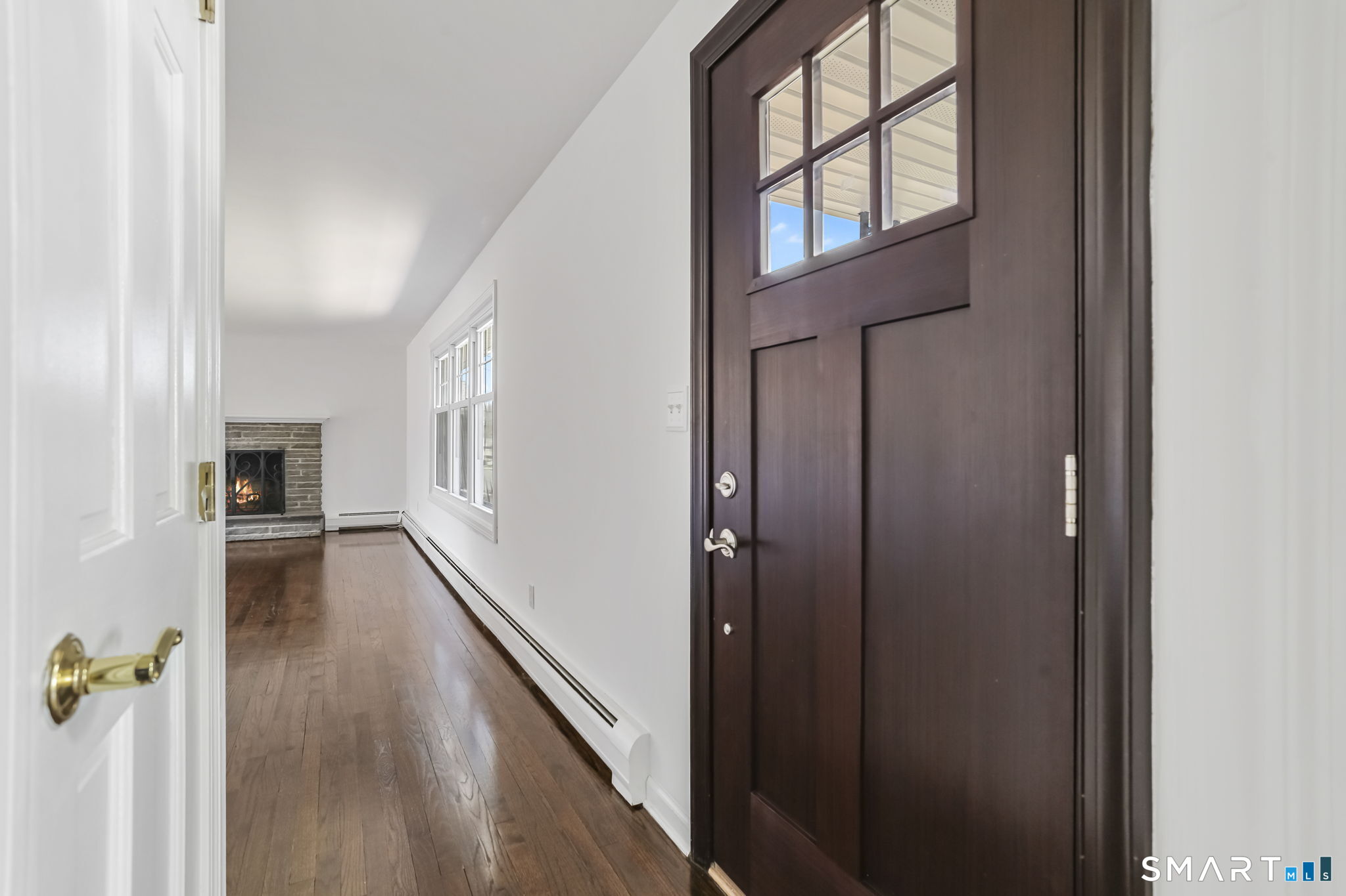 195 Post Oak Road, Stratford, CT 06614 | For Sale at $525,000