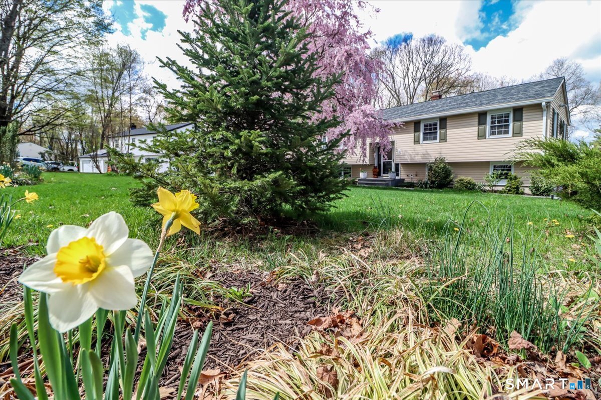 5 Hearthstone Drive, Bethel, CT 06801 | For Sale at $650,000