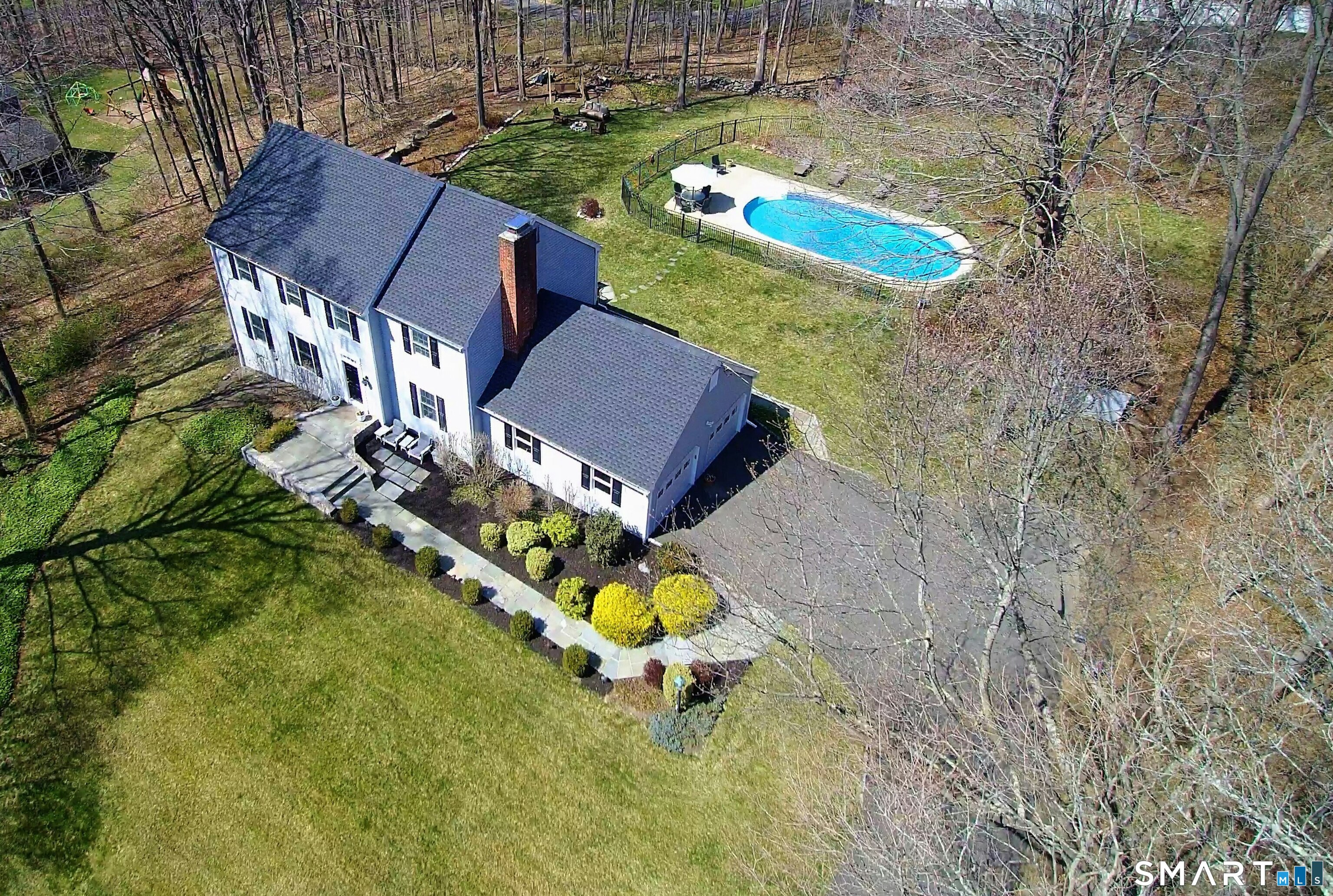 27 Lantern Drive, Ridgefield, CT 06877 | For Sale at $1,299,000