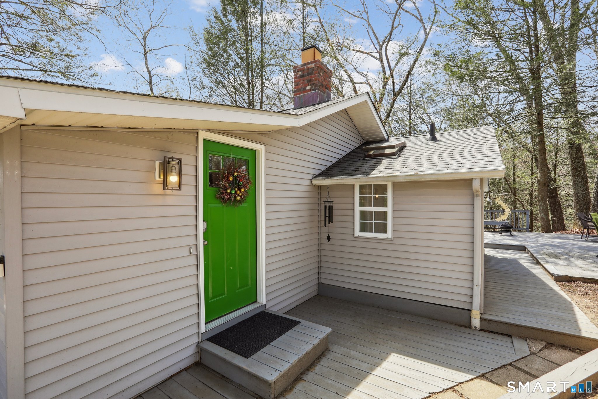 10 Capitol Drive, Newtown, CT 06482 | For Sale at $485,000