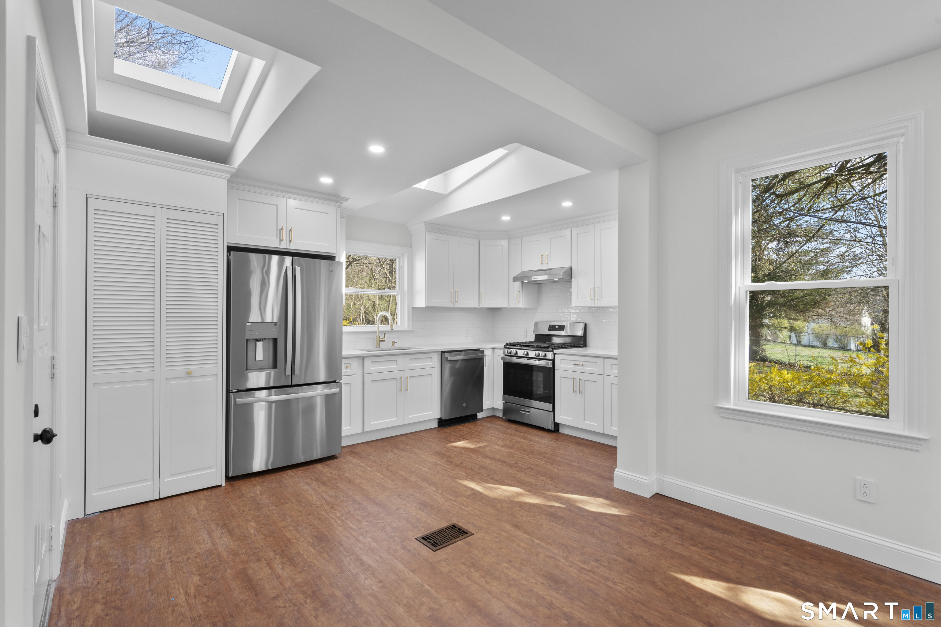152 Stonybrook Road, Stratford, CT 06614 | For Sale at $499,900