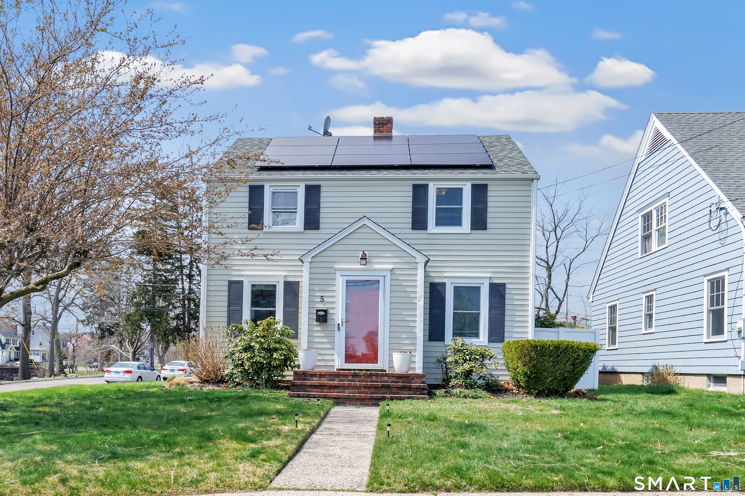 5 Charlton Street, Stratford, CT 06614 | For Sale at $579,000