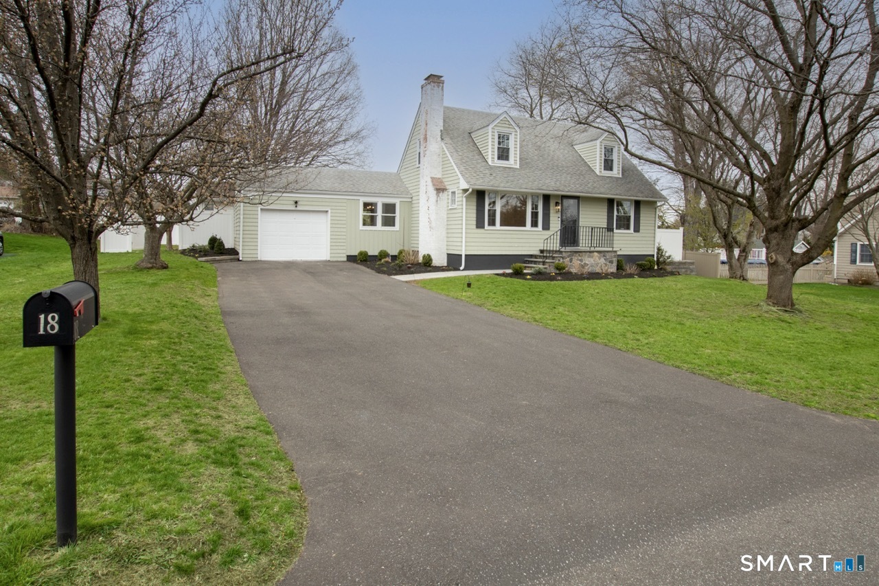 18 Maple Street, Trumbull, CT 06611 | For Sale at $725,000