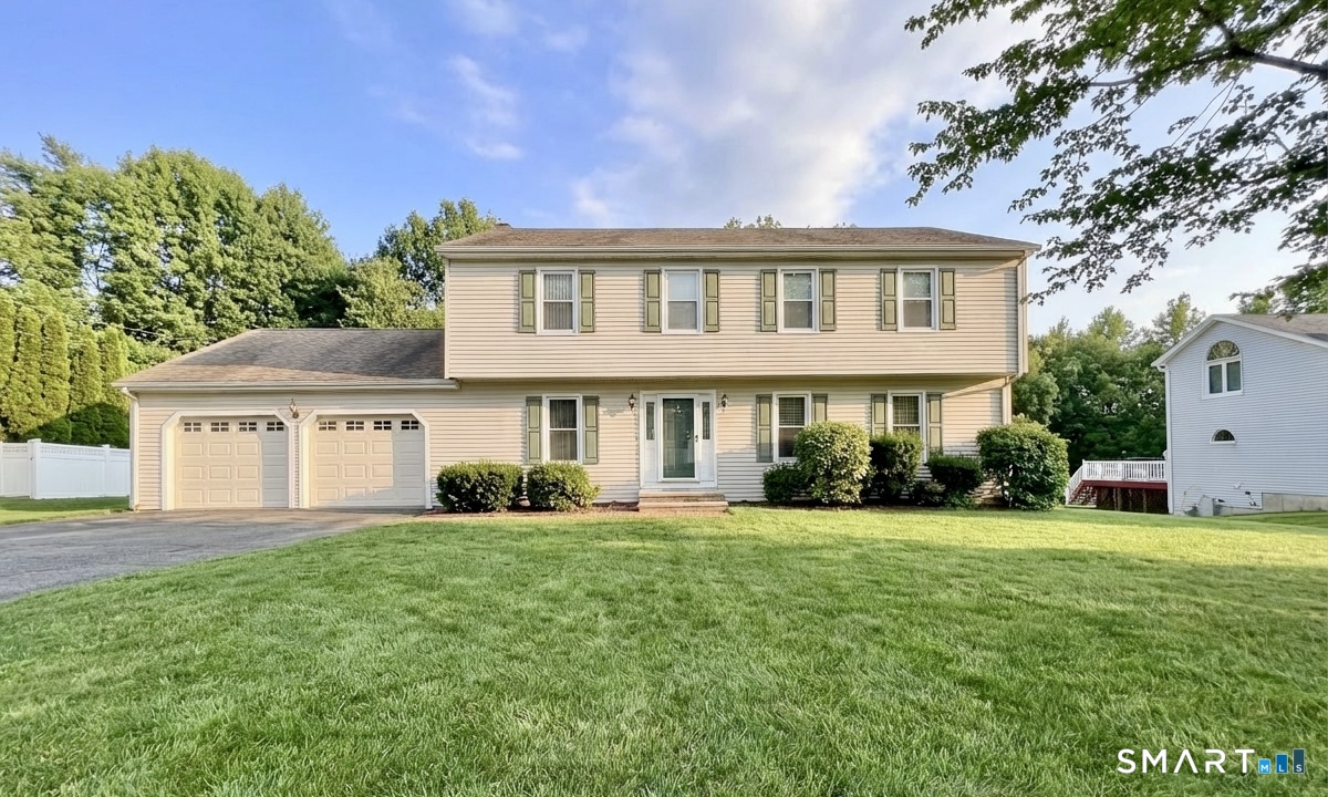 1985 Cutspring Road, Stratford, CT 06614 | For Sale at $730,000